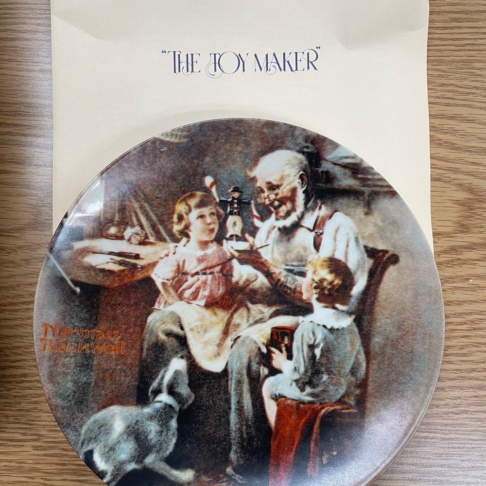 The Toy Maker
by Norman Rockwell
The Rockwell Heritage Collection